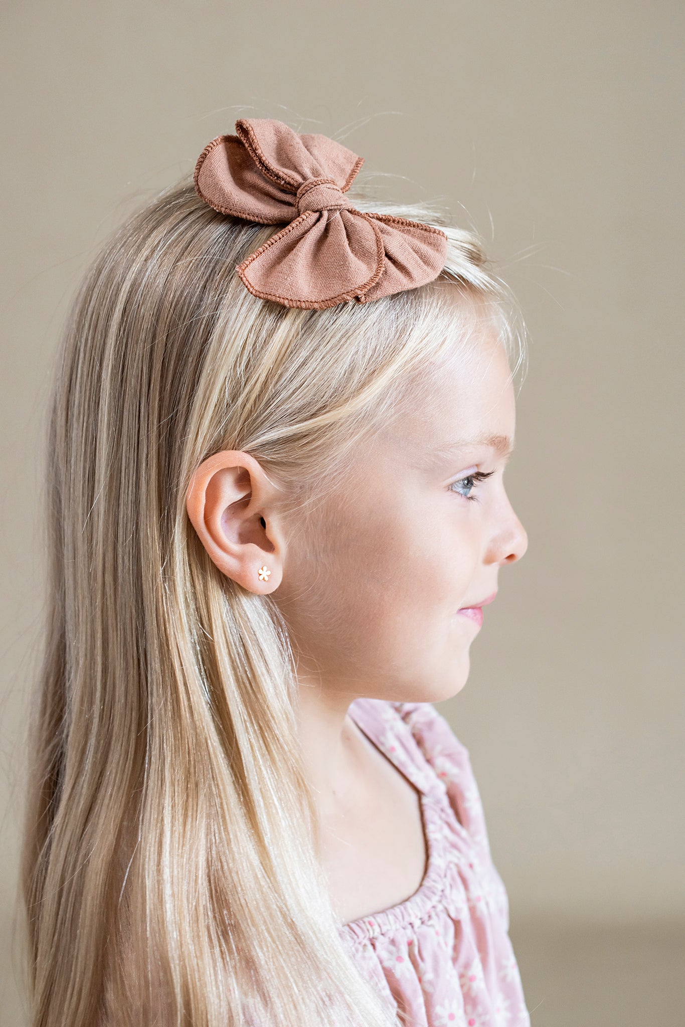Daisy Studs