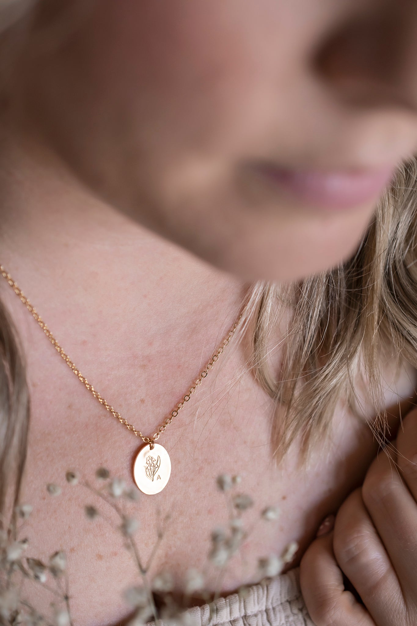 Grand Oval Necklace