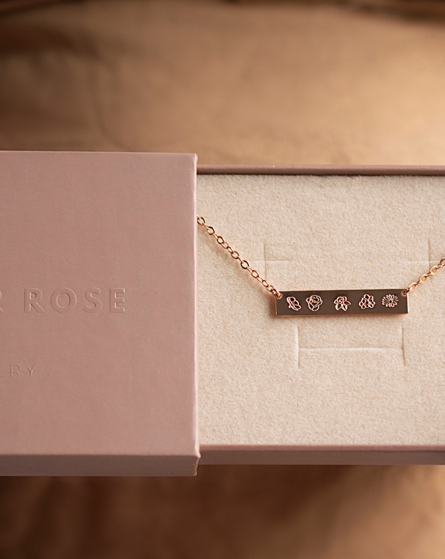 Bar Birth Flower Necklace