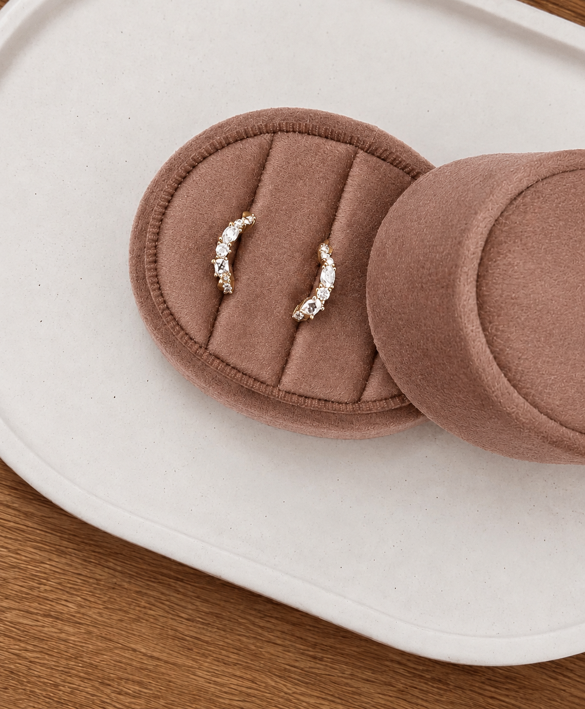 Curved CZ Huggies